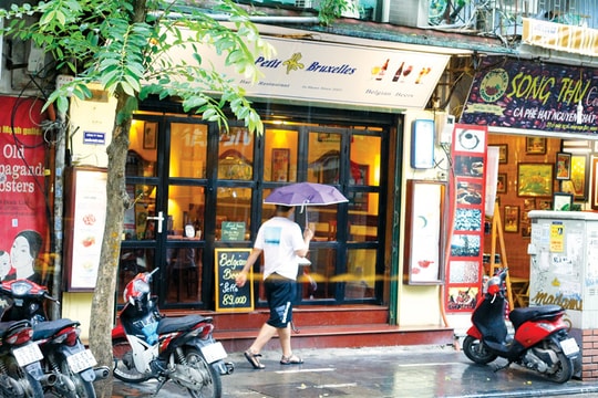 Sống ở trung tâm