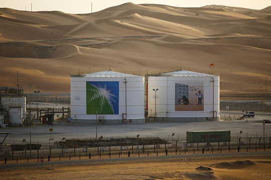 Vì sao Arab Saudi muốn "săn lùng" dầu trên thế giới?