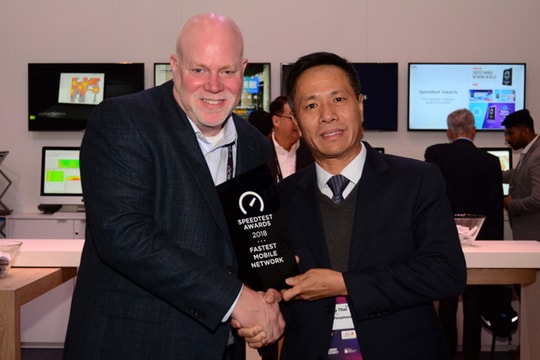 VinaPhone nhận giải thưởng Speedtest về nhà mạng có tốc độ 3G/4G số một Việt Nam