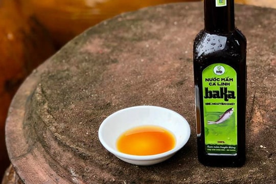 Nước mắm cá linh BaKa