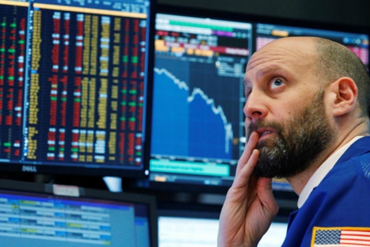 Chứng khoán Mỹ đi xuống do lo ngại nền kinh tế suy giảm