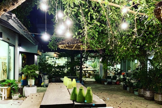 Xếp hàng để ăn món Tàu hũ sầu riêng-Mr ToFu