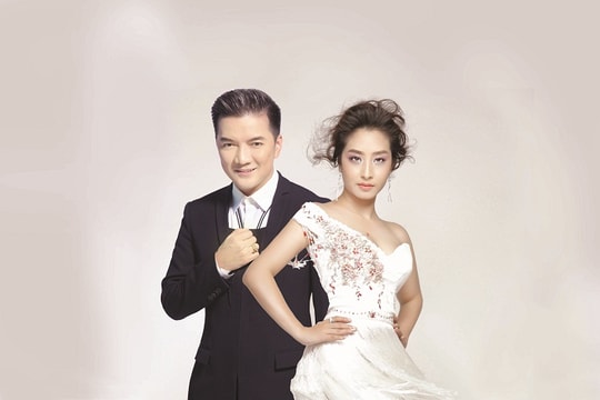 Đàm Vĩnh Hưng và Thu Hằng Bolero cùng trình diễn tại Hồ Tràm Sound Waves