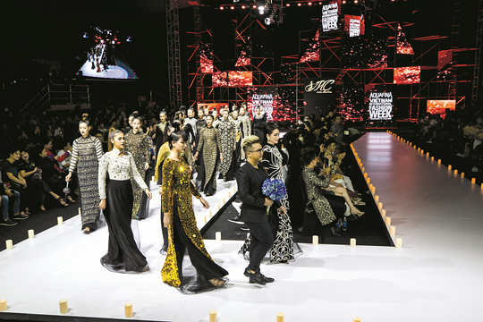 Tuần lễ thời trang quốc tế Việt Nam 2019: Sân chơi thời trang hay kinh doanh?