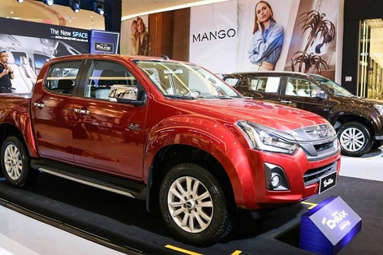 Isuzu ưu đãi đến 70 triệu đồng cho 300 xe bán tải ISUZU D-MAX 2018