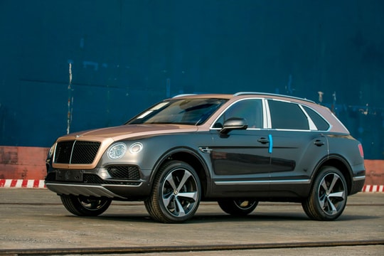 Bentley Centenary Gold kỷ niệm 100 năm đã về Việt Nam