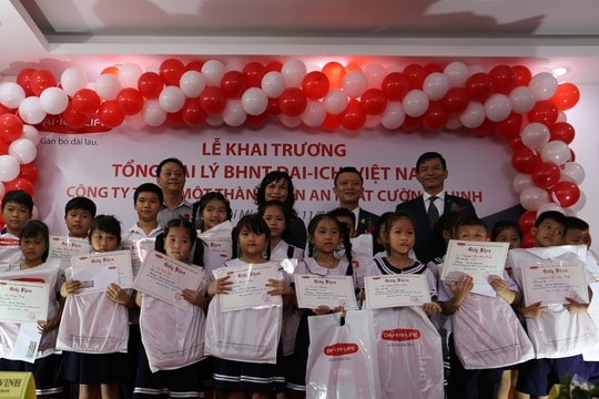 Dai-ichi Việt Nam khai trương văn phòng tổng đại lý quận Bình Tân