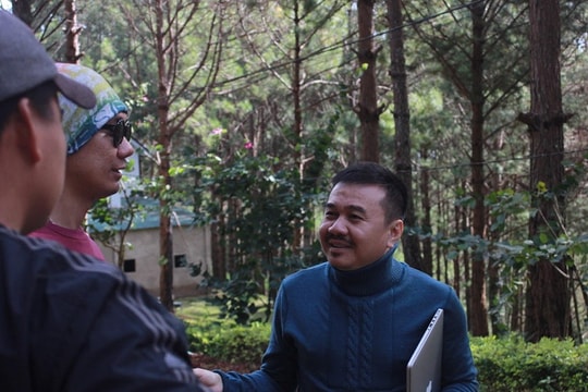 Đạo diễn Bá Vũ: "Cởi trói kiểm duyệt, điện ảnh Việt mới có những tác phẩm đi đến tận cùng"