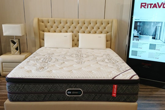 Simmons ra mắt nệm cao cấp họa tiết hoa sen Beautyrest