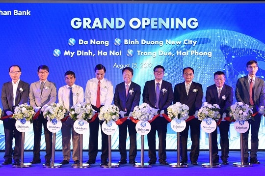 Shinhan khai trương bốn chi nhánh mới