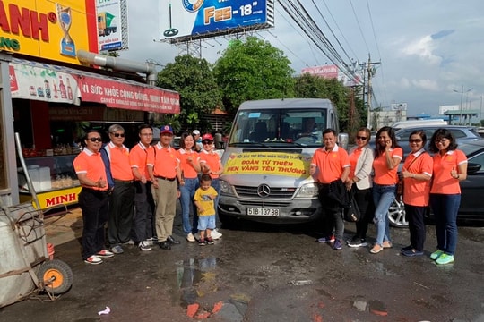 Trên 500 học sinh Tiền Giang được nhận quà trong ngày khai giảng
