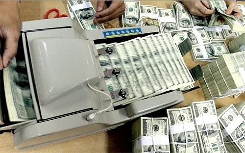 NHNN bất ngờ mua ròng ngoại tệ trở lại