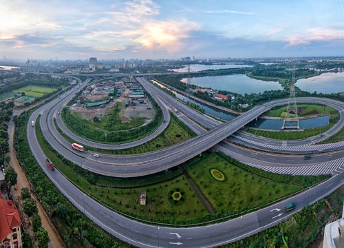 Bổ sung trục động lực TP.HCM - Long An - Tiền Giang vào quy hoạch phát triển giao thông vùng