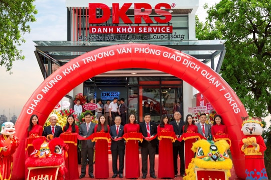 DKRS khai trương văn phòng giao dịch quận 7