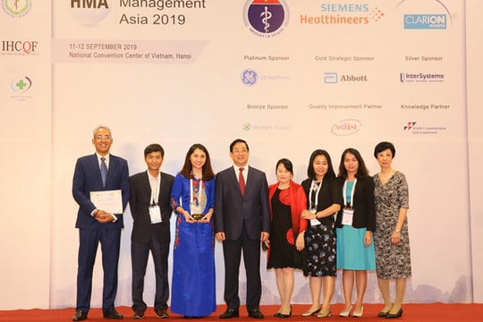 Bệnh viện Quốc tế Hạnh Phúc nhận hai giải thưởng về quản lý chất lượng