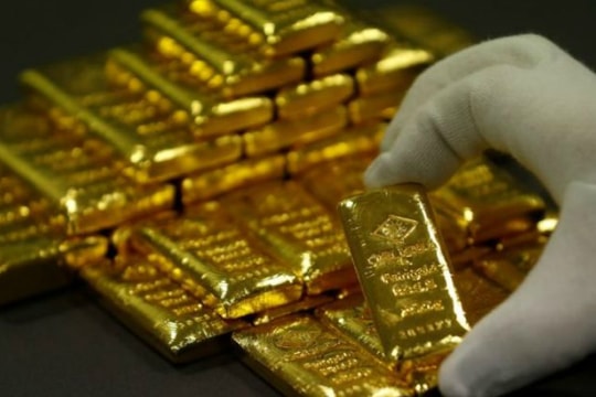 Sau tin FED giảm lãi suất, vàng bất ngờ lao dốc mạnh