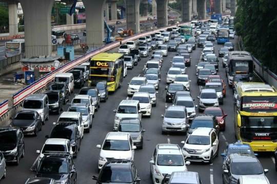 Indonesia có bằng lái xe điện tử tự động ghi lại vi phạm giao thông