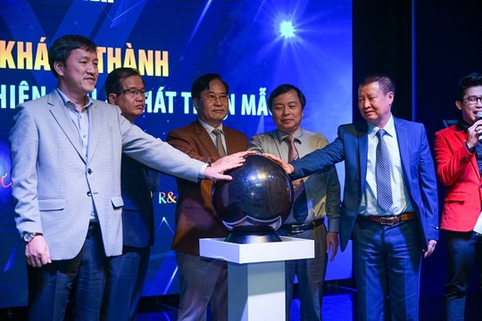 Khánh thành Trung tâm nghiên cứu và phát triển mẫu Dương Long R&D