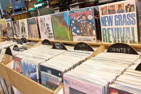 Đĩa than trỗi dậy