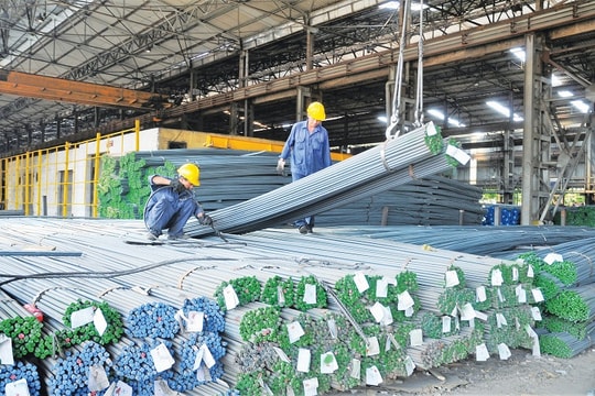 Doanh nghiệp là khách hàng được phục vụ chứ không phải đối tượng quản lý