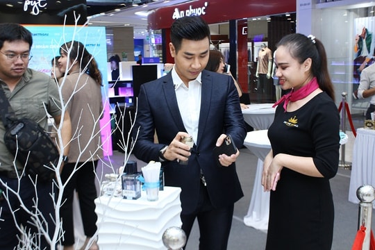 Thế giới nước hoa có thêm phiên bản 2019- hội tụ hiều thương hiệu mới