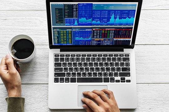 TTCK ngày 25/10: Nhóm ngân hàng, bất động sản, bán lẻ… dự kiến tăng điểm trở lại