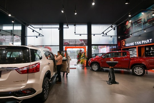 Isuzu thêm đại lý D-Square Tấn Phát