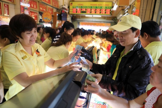 Phạt 50 triệu đồng nếu không niêm yết công khai giá vàng tại điểm giao dịch