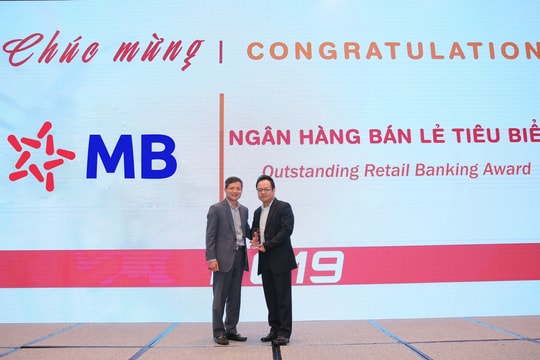 MB nhận giải “Ngân hàng bán lẻ tiêu biểu” và “Ngân hàng đồng hành cùng doanh nghiệp nhỏ và vừa”