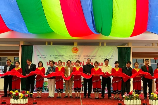 Quỹ Vì cuộc sống tươi đẹp trao tặng hai công trình tại tỉnh Lạng Sơn