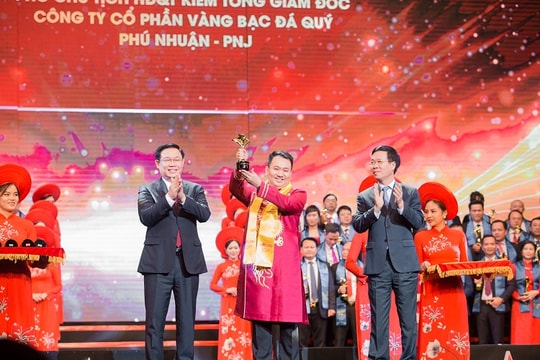 CEO PNJ Lê Trí Thông được vinh danh giải thưởng Sao Đỏ