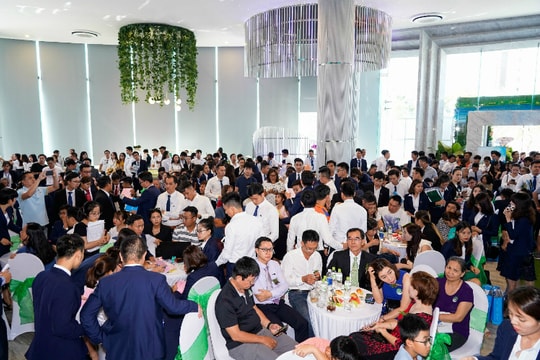 Eco Green Saigon “bùng nổ” giao dịch ngày ra mắt tòa căn hộ thứ 4