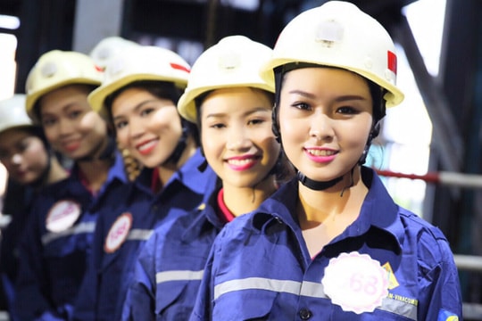 Trả lương trên 10 triệu, doanh nghiệp vẫn "vật vã" tìm người giáp Tết