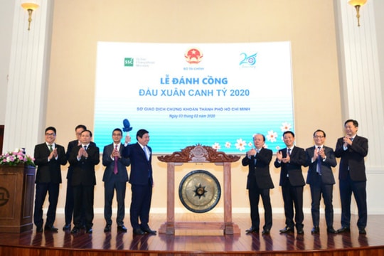 HOSE đánh cồng khai trương phiên giao dịch đầu xuân Canh tý 2020