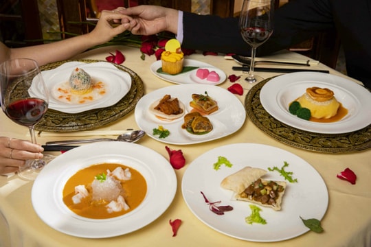 Lễ Tình nhân đáng nhớ tại The Reverie Saigon