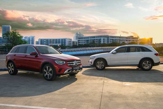 Mercedes ra mắt 2 phiên bản GLC 200 và GLC 200 4MATIC giá từ 1,749 tỷ đồng