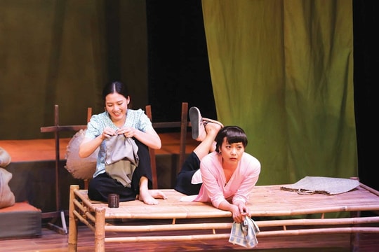 Sân khấu Hoàng Thái Thanh: Chuồn chuồn chỉ ngừng bay khi không còn đôi cánh