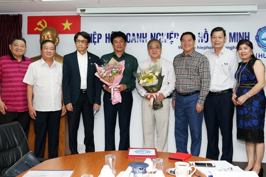 HUBA có thêm 2 Phó Chủ Tịch Hiệp hội nhiệm kỳ VI (2016 - 2021)