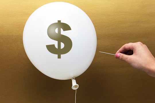 Covid-19 - "Cây kim nhọn" của bong bóng nợ doanh nghiệp châu Á