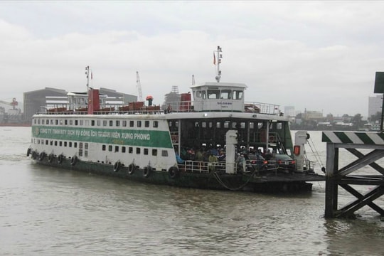 Phòng chống dịch, phà Cát Lái chỉ còn phục vụ 2 khung giờ mỗi ngày