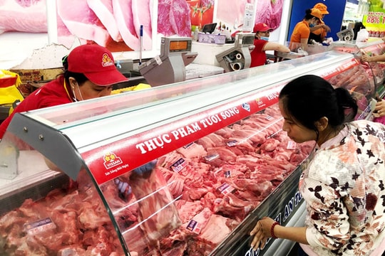 Hàng hóa ê hề sau gần hai tuần “giãn cách xã hội”