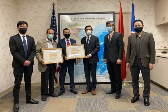 Ông David Dương ủng hộ hơn 2 tỷ đồng phòng chống dịch Covid-19