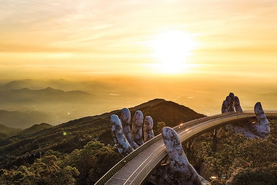 Ấn tượng cầu Vàng