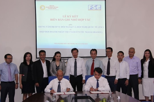 Đẩy mạnh các hoạt động kinh tế - văn hóa đối ngoại và hội nhập quốc tế