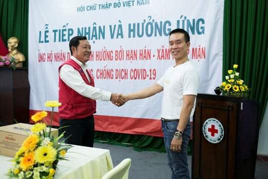 “Cha đẻ” bia Budweiser - AB InBev hỗ trợ người dân ảnh hưởng hạn mặn ở duyên hải Nam Trung Bộ và đồng bằng sông Cửu Long