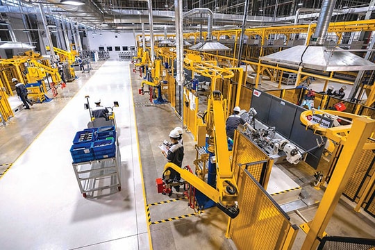 Việt Nam một lần nữa đứng trước cơ hội hóa rồng, hóa hổ