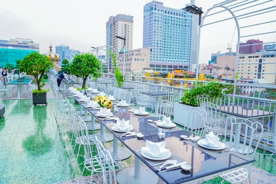 Ra mắt thực đơn hoàn toàn mới tại Rooftop Garden Bar