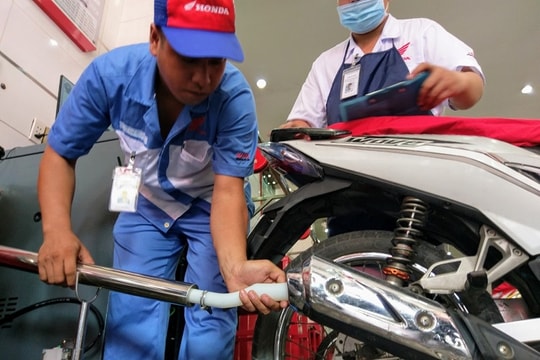 TP.HCM: Vận động người dân tham gia kiểm tra khí thải xe mô tô, xe gắn máy