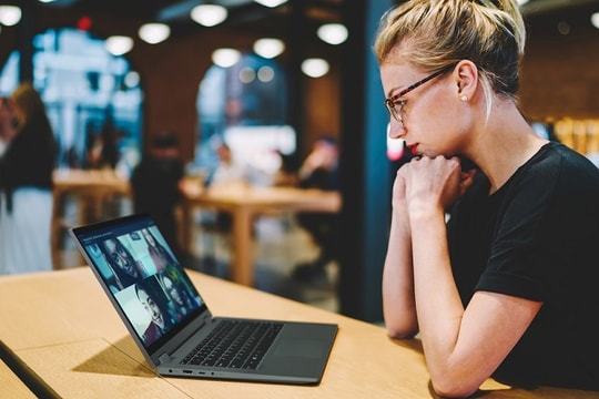 Tăng khả năng sáng tạo với laptop IdeaPad Flex 5i mới Tăng khả năng sáng tạo với laptop IdeaPad Flex 5i mới