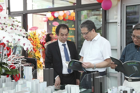 Đầu tư 20 triệu USD xây dựng nhà máy phụ kiện nhôm kính